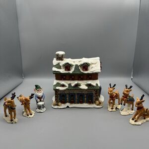 Christmas On main street Reindeer Stable Elf  7 Pc Vintage Village Rare Read